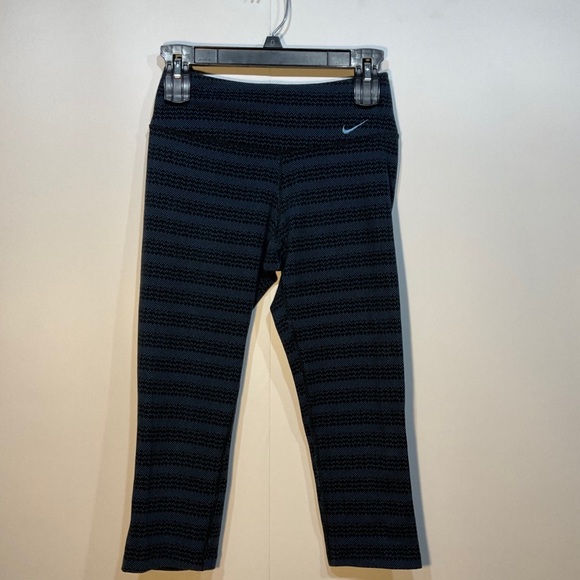 Nike Leggings Dri-Fit Size XS - Picture 3 of 8